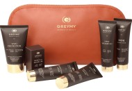 Greymy Total Love Hair Set Набор Абсолютная любовь к волосам: Шампунь+ Кондиционер+Маска для блеска+Маска восст+Несмываемый кондиционер 5x50 мл, масло арганы 10 мл и косметичка 